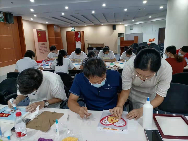 3、抗洪精神五谷画.jpg