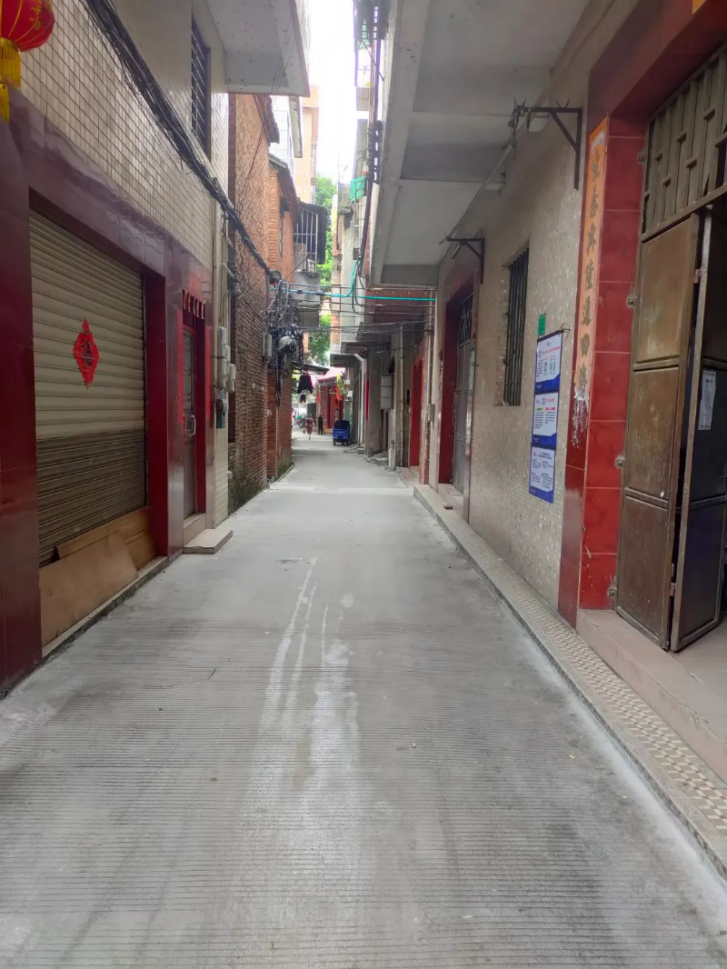 洪梅2.png
