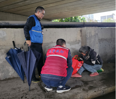 风雨五载寻亲路！东莞市救助站助走失16年女子归乡